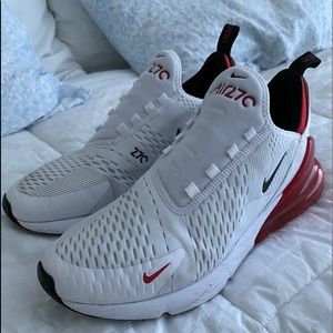 Nike Air 270